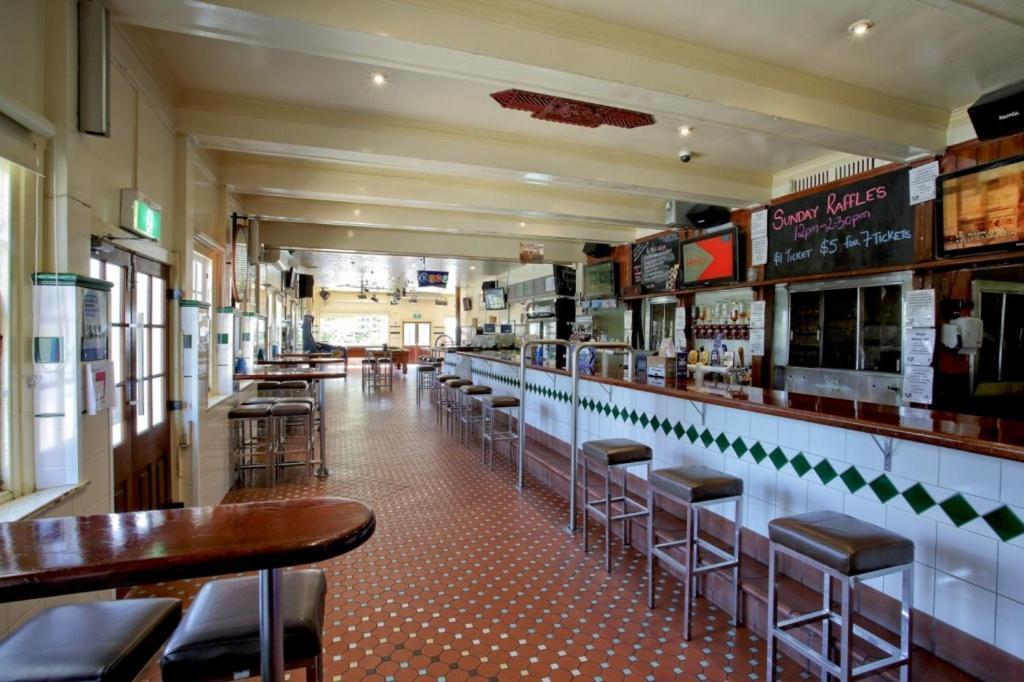 Canungra Hotel Exterior foto